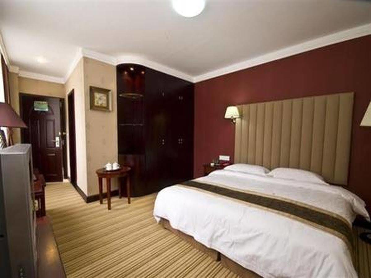 An E Courtyard Hotel Jiu Zhai Gou Branch Jiuzhaigou Extérieur photo